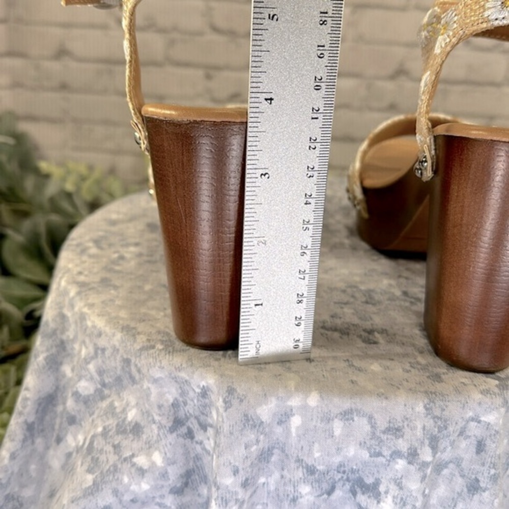 Madden Girl “Lifft” Daisy Raffia Tan Open Toe One-Band Platforms WMS 6.5M🌼VGUC - Picture 8 of 12